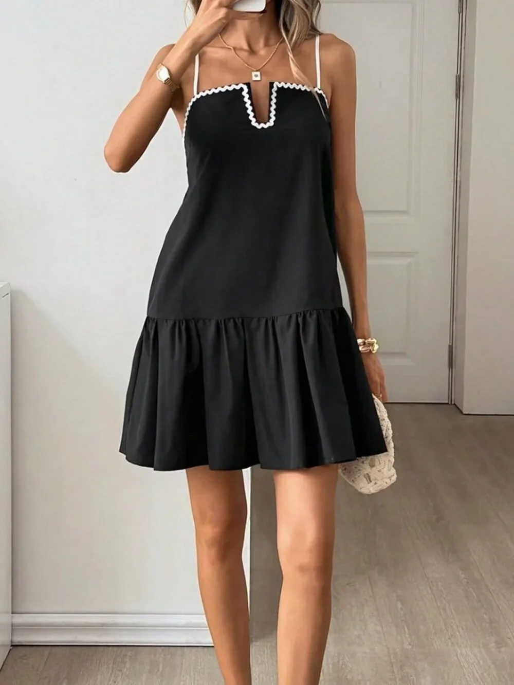 Black Casual Women's Color Block Ruffled Hem A-Line Dress - Picture 5 of 6